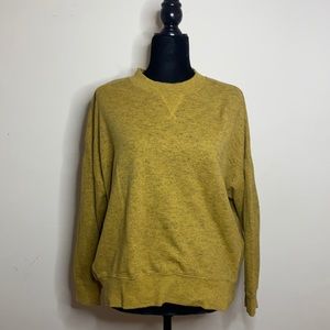 Newlook crewneck in Mustard yellow.